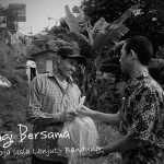 Jum’at Peduli Bandung – Berbagi Bersama Para Pekerja Usia Lanjut