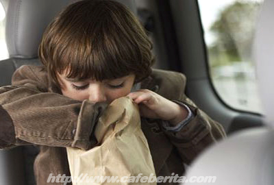 Tips Mencegah Mabuk dalam Perjalanan