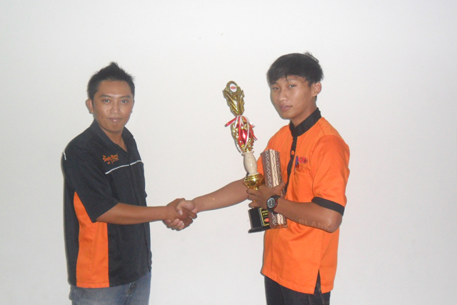 Training Motivasi dan Penghargaan Housekeeper Simply Homy