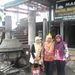 jumat peduli simply homy guest house di masjid baitul muhtadin