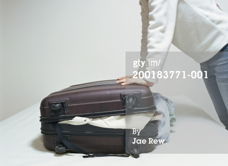 Tips Packing Dengan Menggunakan Koper