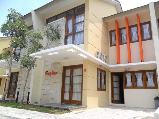 Management Pengelolaan Hotel Simply Homy